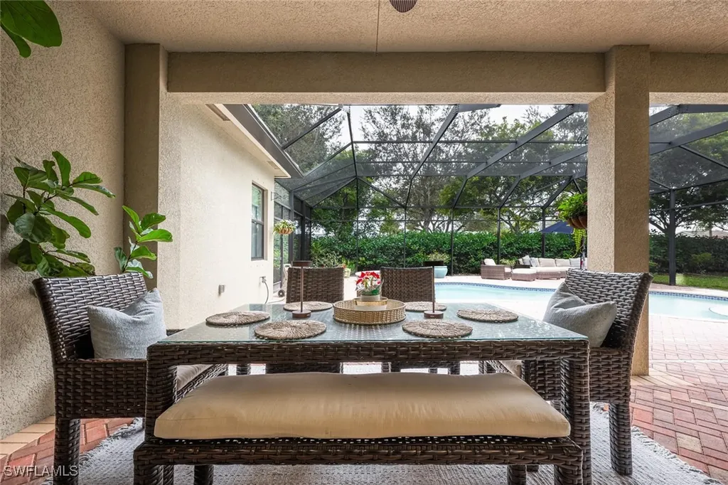13808 Luna Drive Naples FL 34109