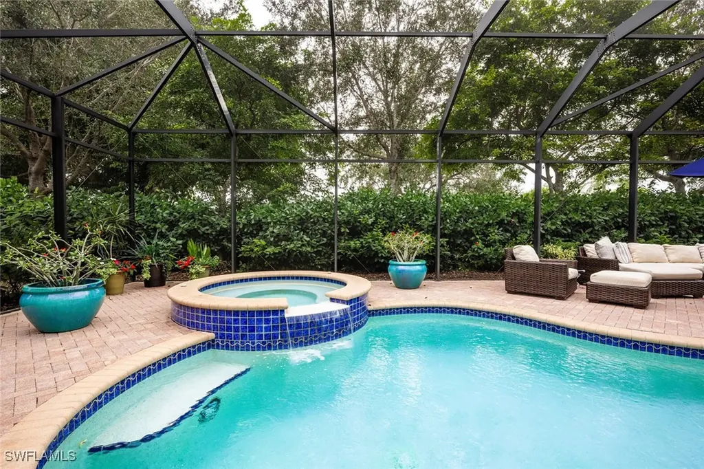 13808 Luna Drive Naples FL 34109