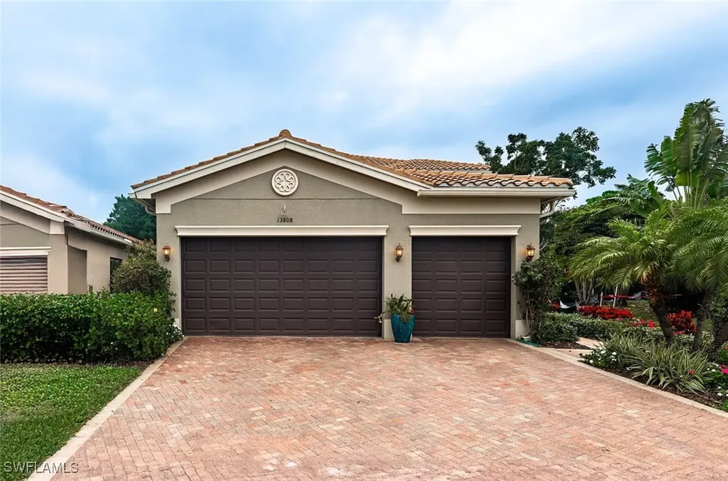 13808 Luna Drive Naples FL 34109