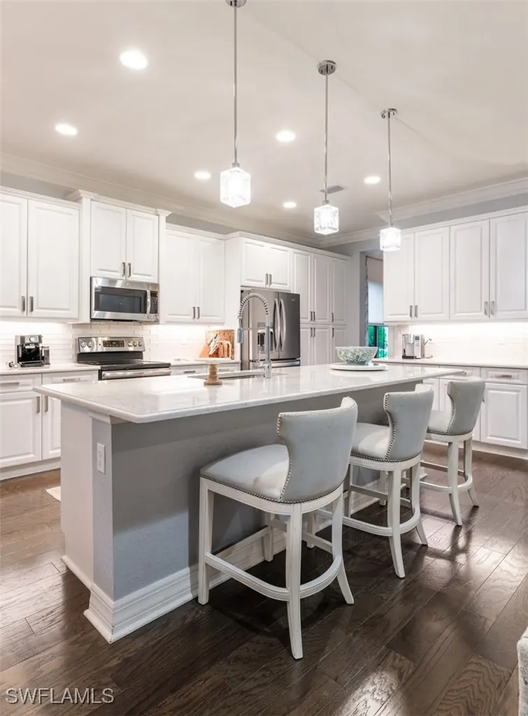 13808 Luna Drive Naples FL 34109
