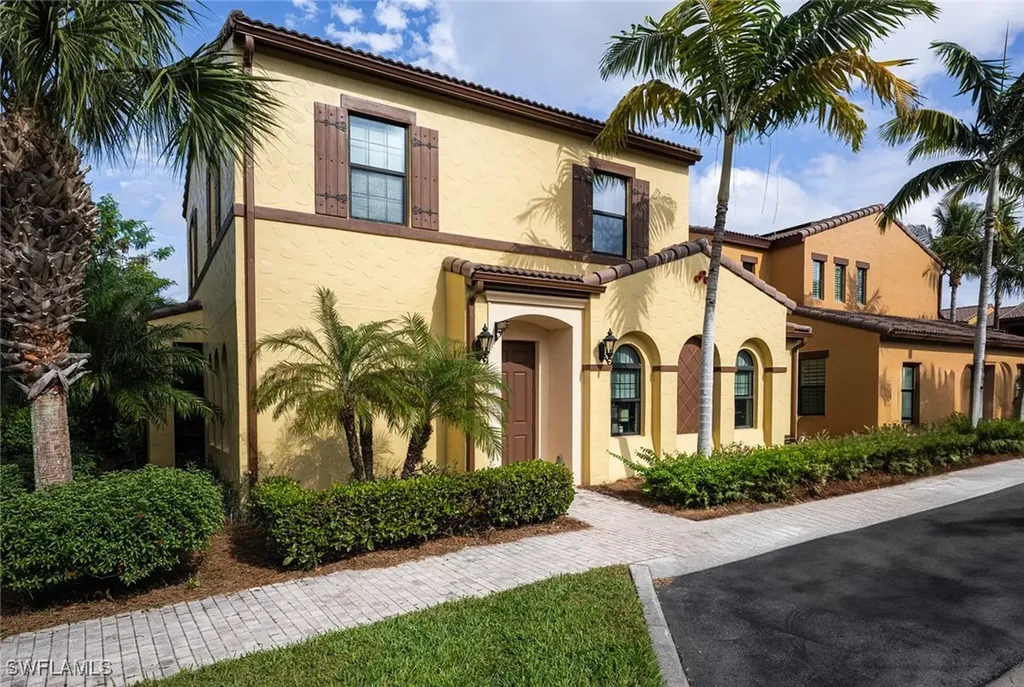 Naples FL, 9077 Capistrano Street N, Unit 4702