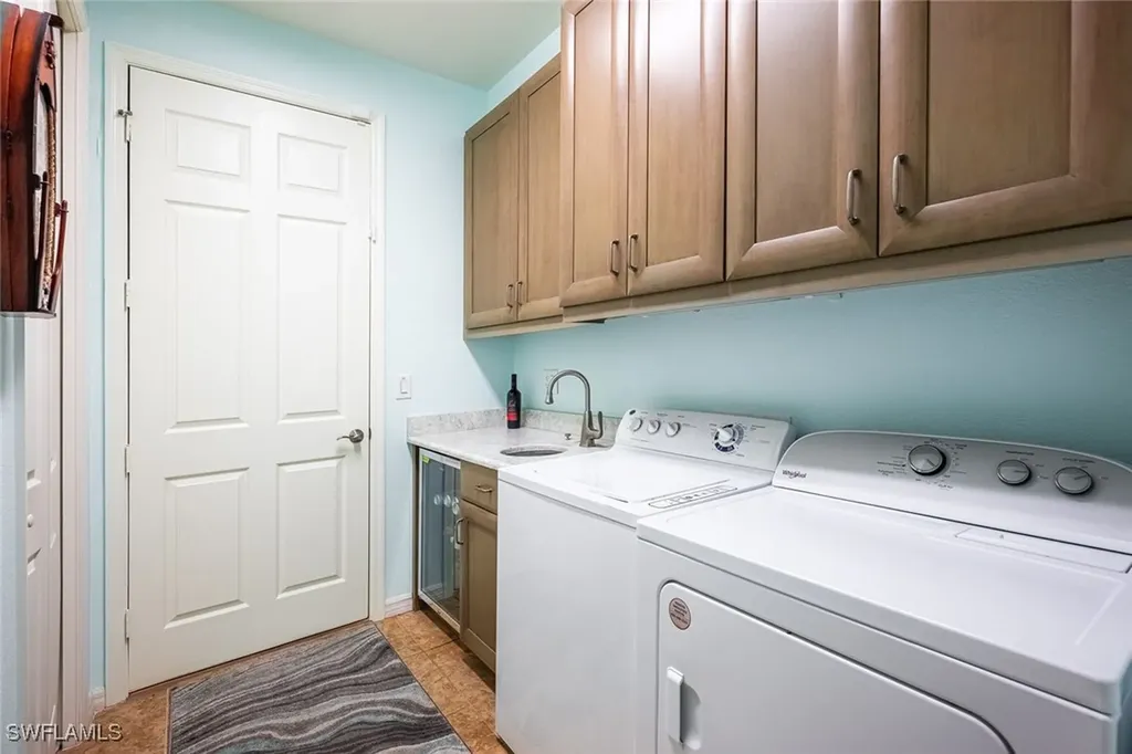 9077 Capistrano Street N Naples FL 34113