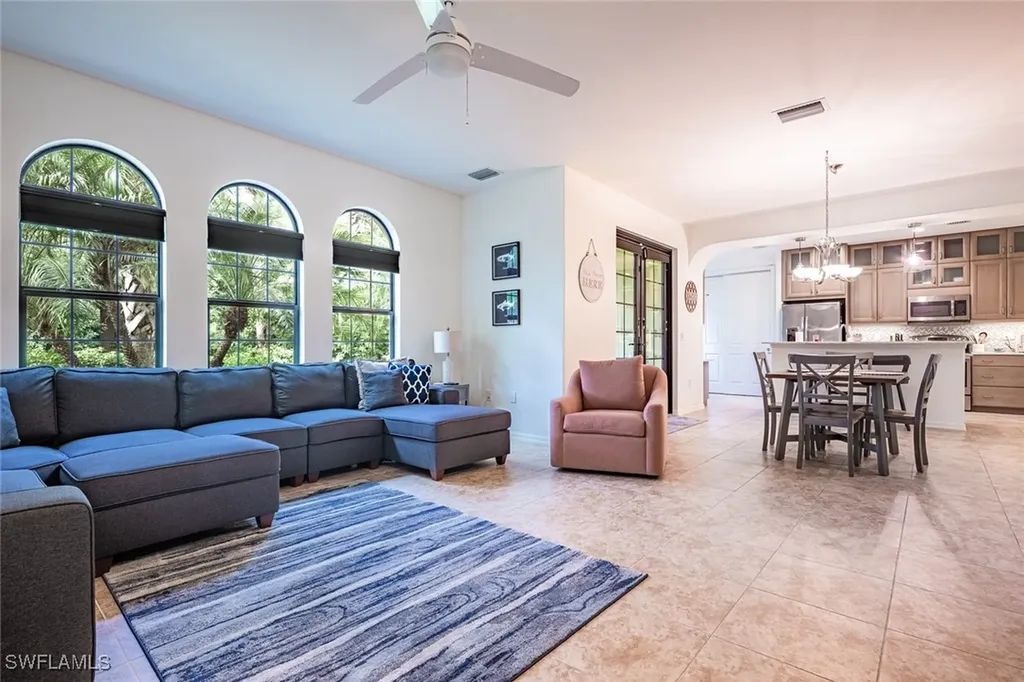 9077 Capistrano Street N Naples FL 34113