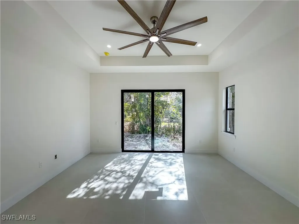 2464 Florida Avenue Naples FL 34112
