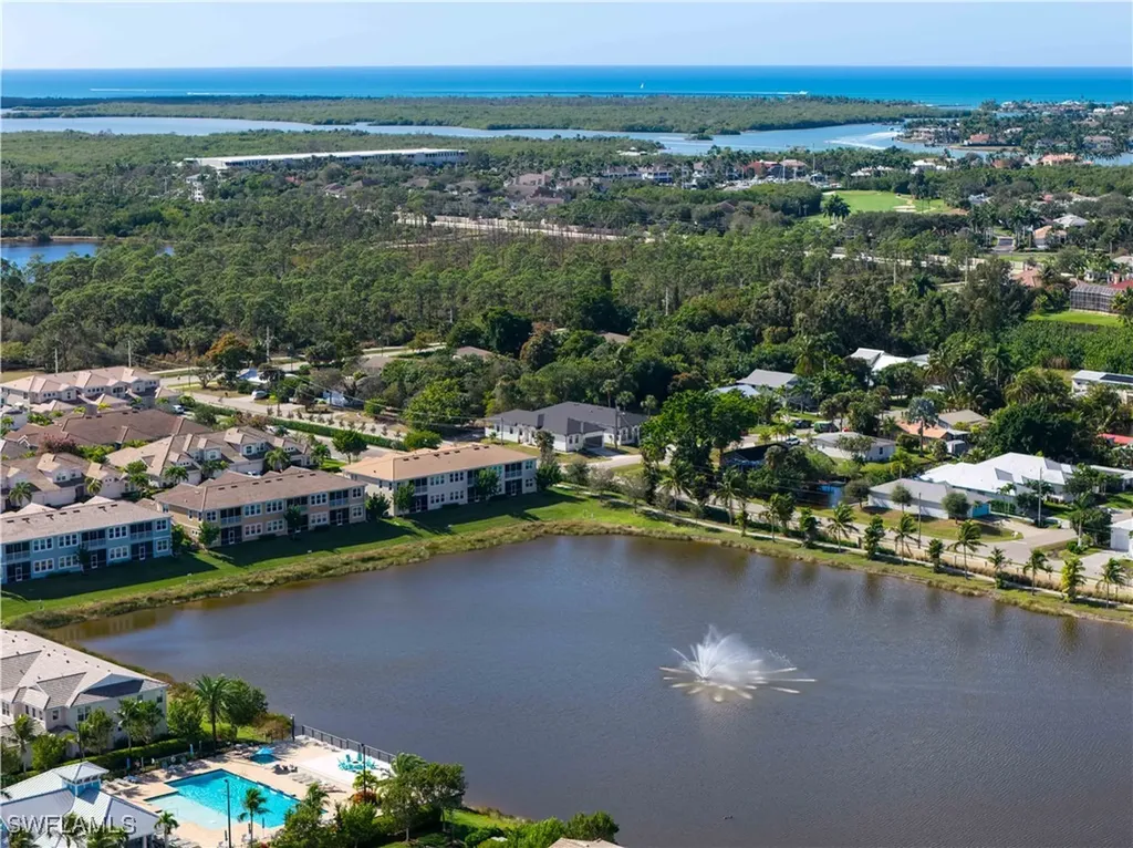 2464 Florida Avenue Naples FL 34112