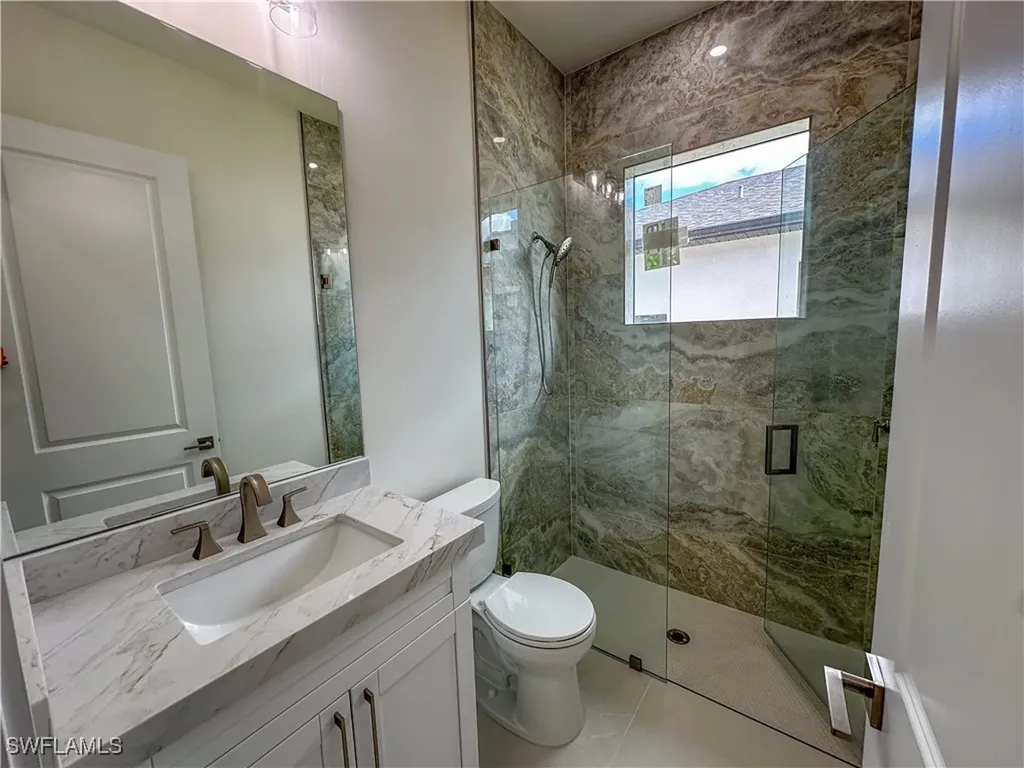 2464 Florida Avenue Naples FL 34112