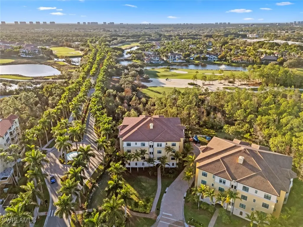 2727 Tiburon Boulevard E Naples FL 34109