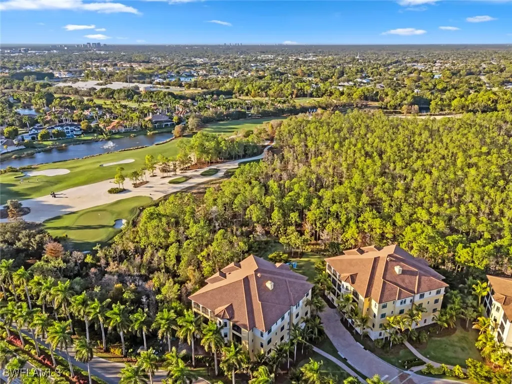 2727 Tiburon Boulevard E Naples FL 34109