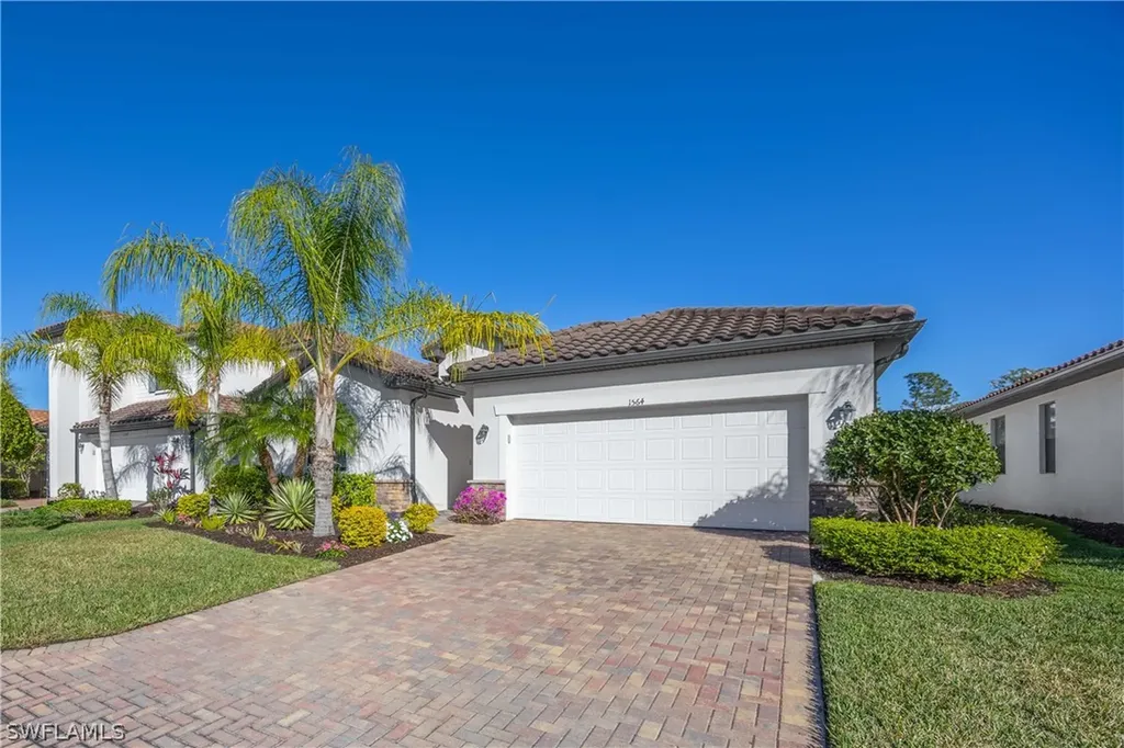1564 Vizcaya Lane Naples FL 34113