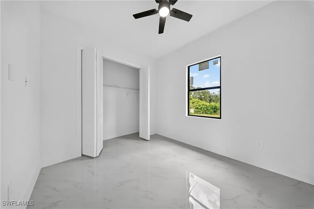 4204 E 3rd Street Lehigh Acres FL 33936