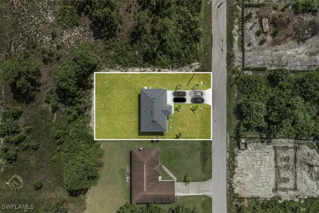 4204 E 3rd Street Lehigh Acres FL 33936