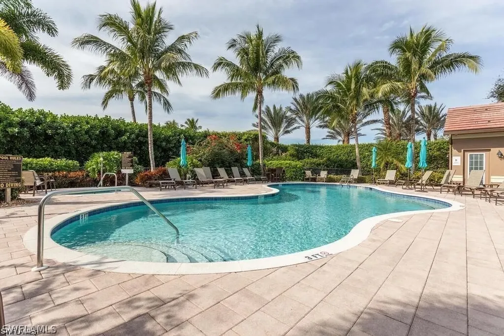 6689 Alden Woods Circle Naples FL 34113