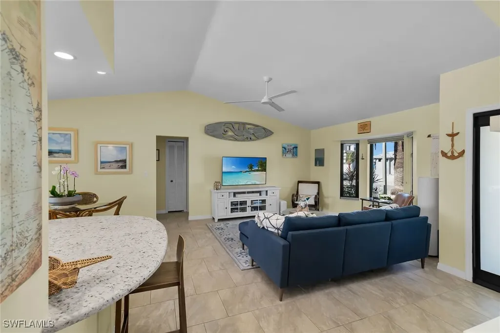 1035 Admiralty Court Marco Island FL 34145