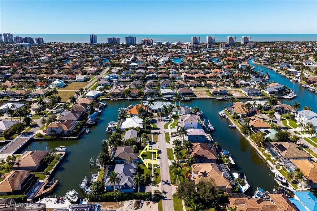 1035 Admiralty Court Marco Island FL 34145