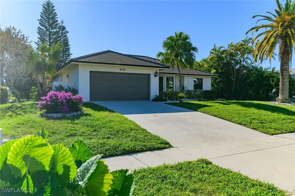 1035 Admiralty Court Marco Island FL 34145