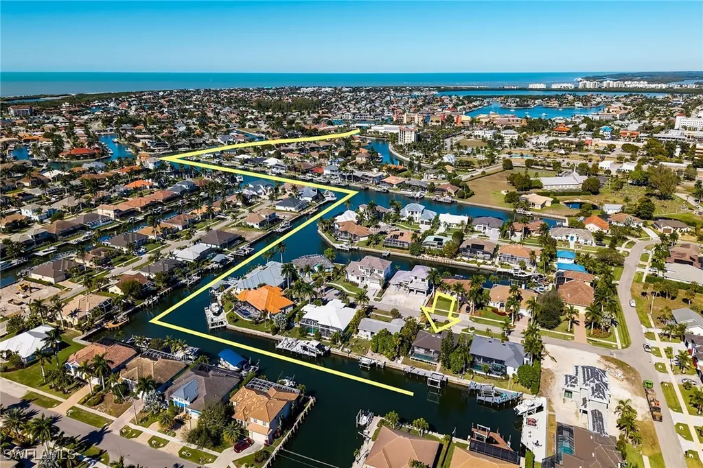 1035 Admiralty Court Marco Island FL 34145