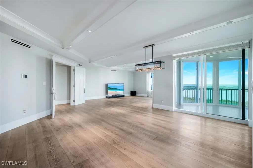 285 Grande Way Naples FL 34110
