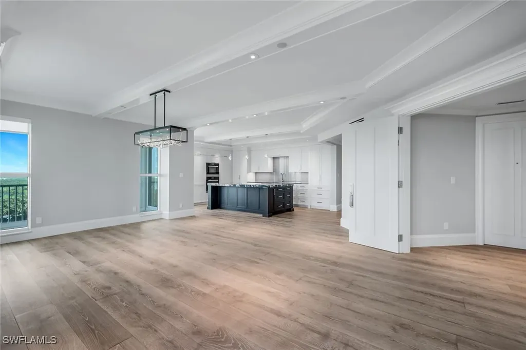 285 Grande Way Naples FL 34110