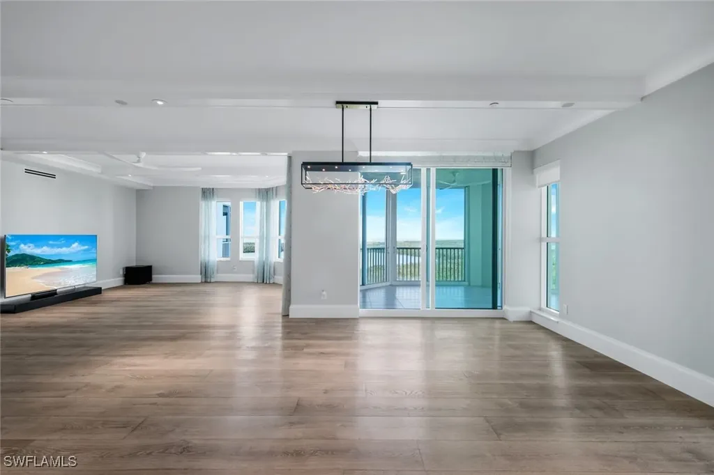 285 Grande Way Naples FL 34110