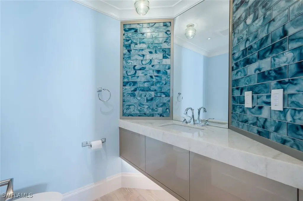 285 Grande Way Naples FL 34110