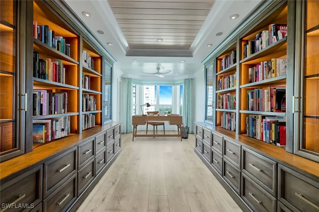 285 Grande Way Naples FL 34110