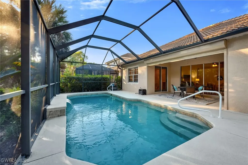 16144 Parque Lane Naples FL 34110