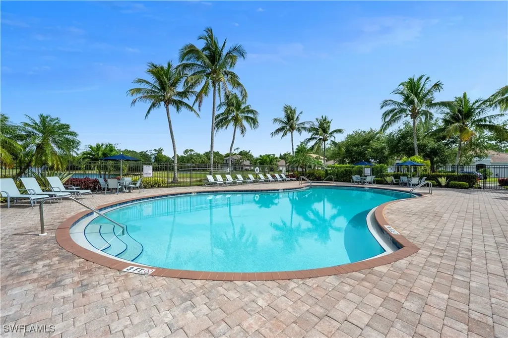 16144 Parque Lane Naples FL 34110