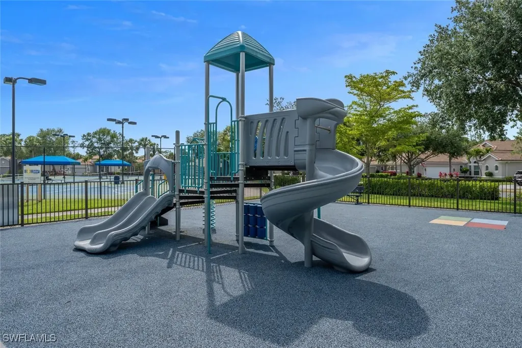 16144 Parque Lane Naples FL 34110