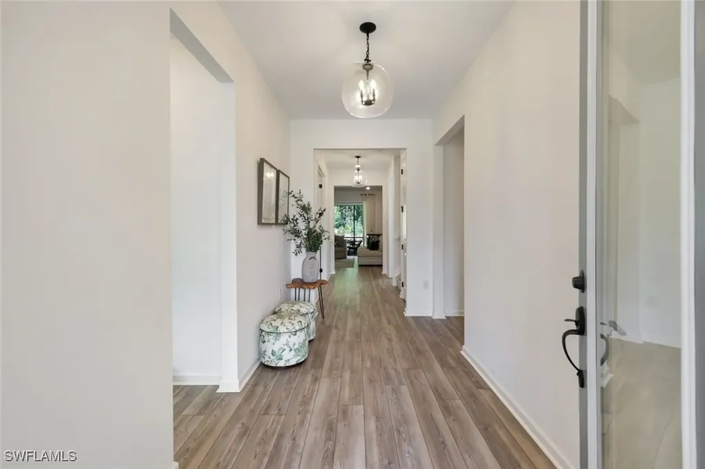 10427 Ventana Lane Naples FL 34120