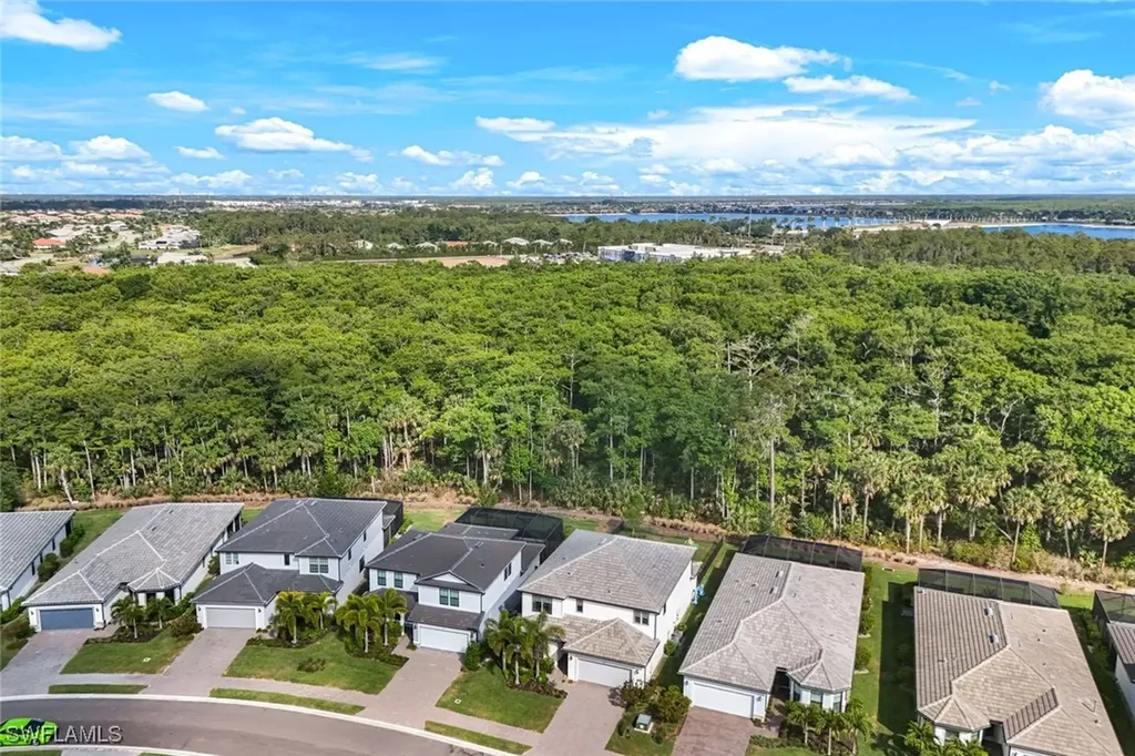 10427 Ventana Lane Naples FL 34120
