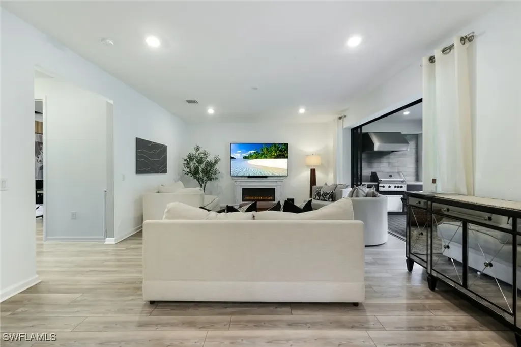 10427 Ventana Lane Naples FL 34120