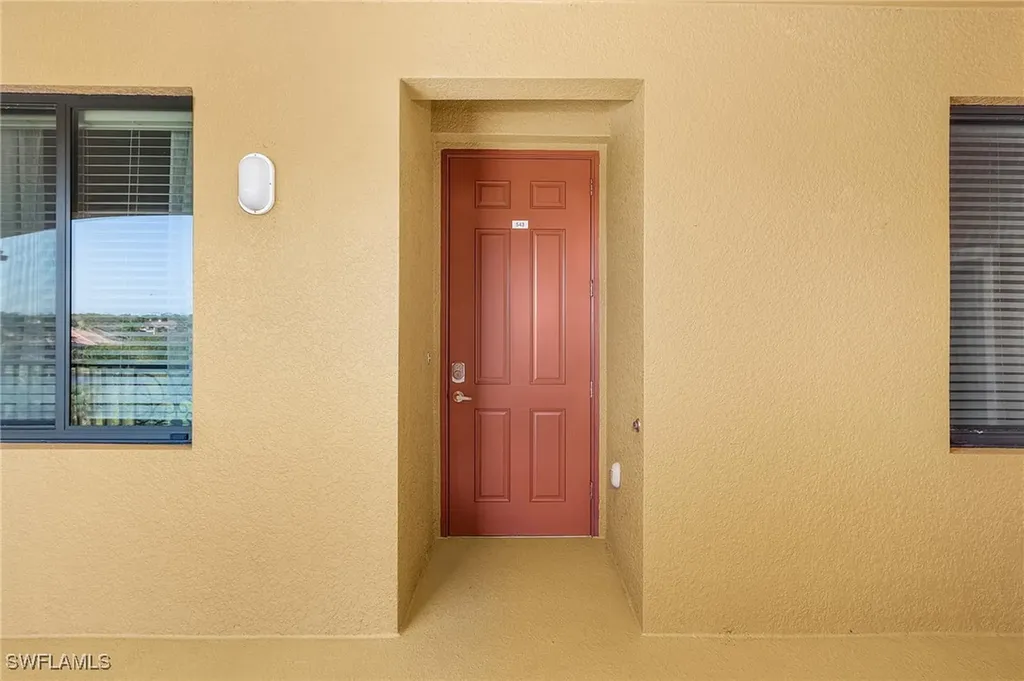 9731 Acqua Court Naples FL 34113