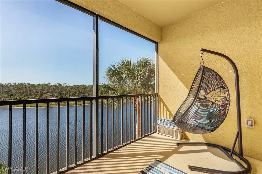 9731 Acqua Court Naples FL 34113