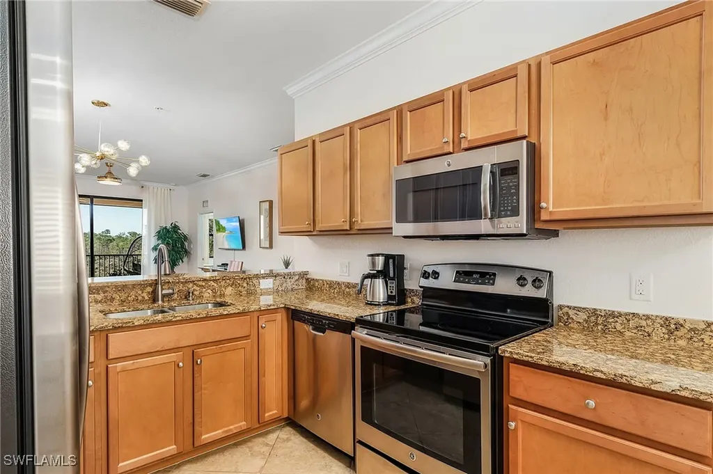9731 Acqua Court Naples FL 34113