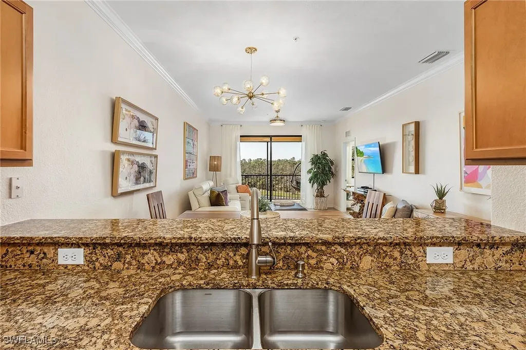 9731 Acqua Court Naples FL 34113