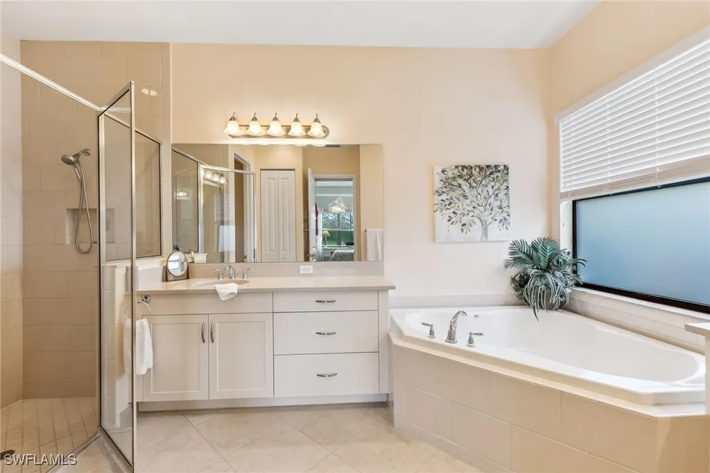 4360 Aurora Street Naples FL 34119