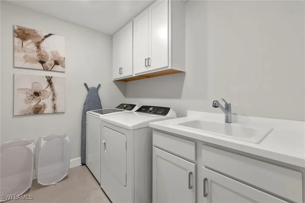 2147 Yellowfin Circle Naples FL 34114