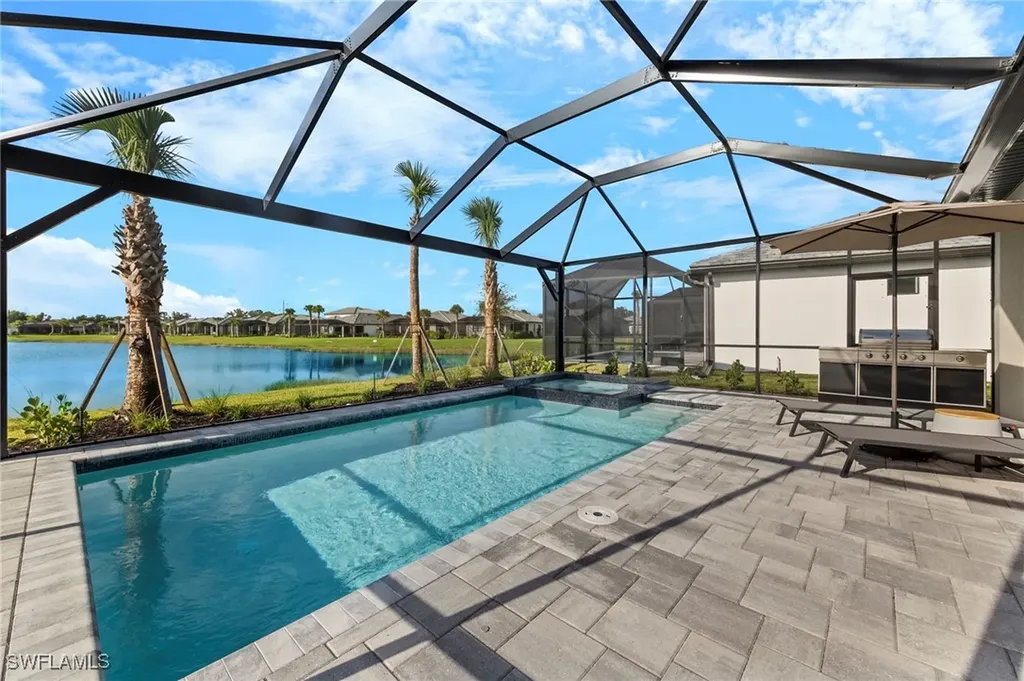 2147 Yellowfin Circle Naples FL 34114