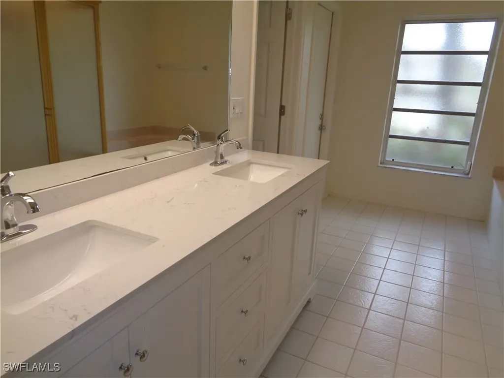 271 Perignon Place Naples FL 34119