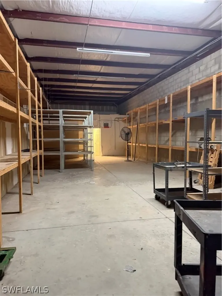 1076 Business Lane Naples FL 34110