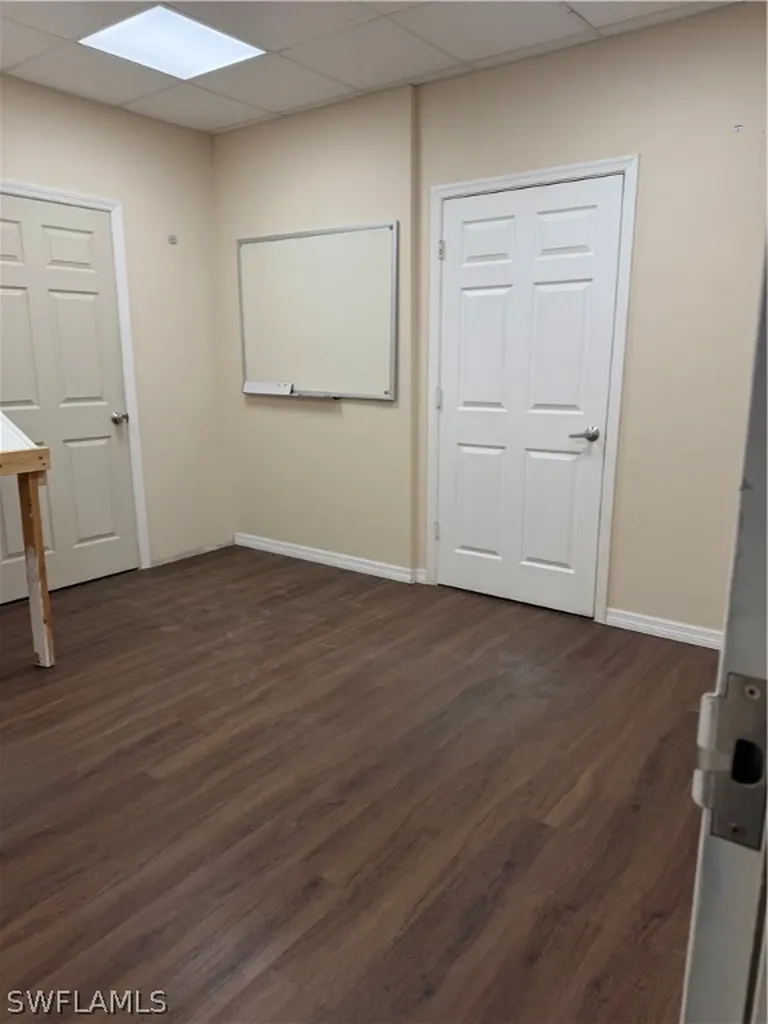 1076 Business Lane Naples FL 34110