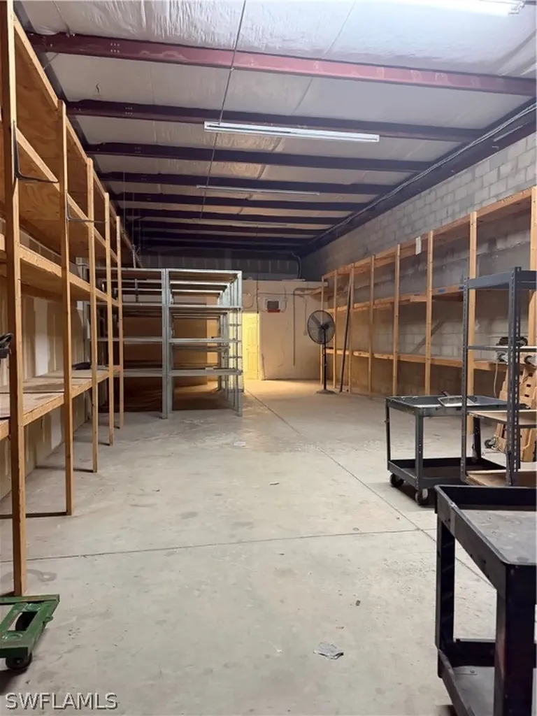 1076 Business Lane Naples FL 34110