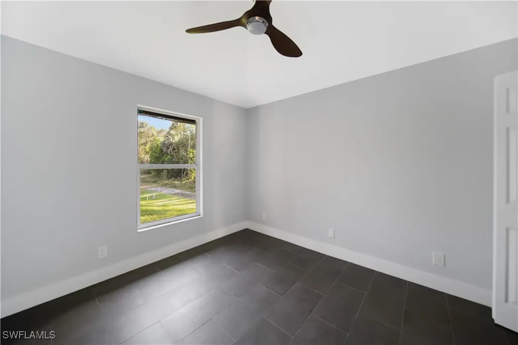390 35th Avenue NE Naples FL 34120