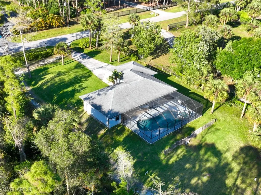 390 35th Avenue NE Naples FL 34120