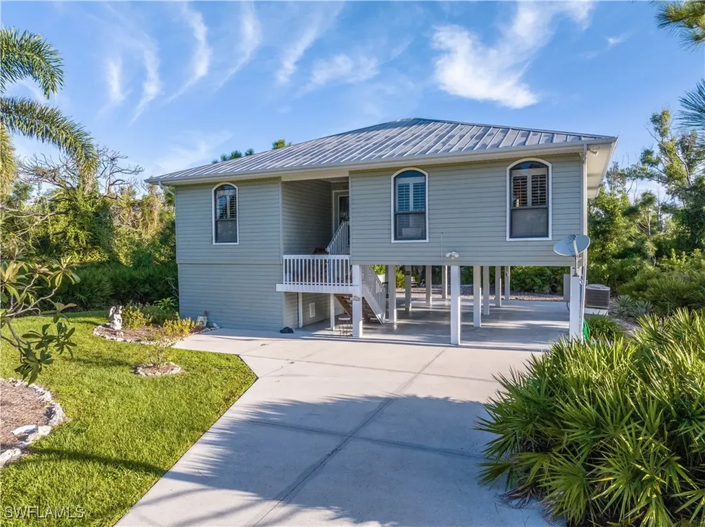 4403 Lake Heather Circle St. James City FL 33956