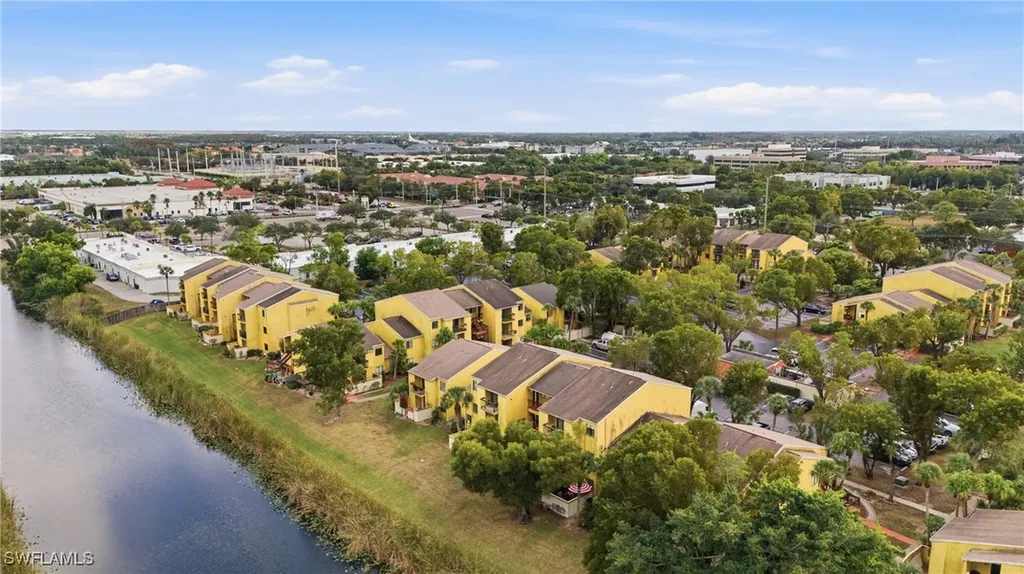 2925 Winkler Avenue Fort Myers FL 33916