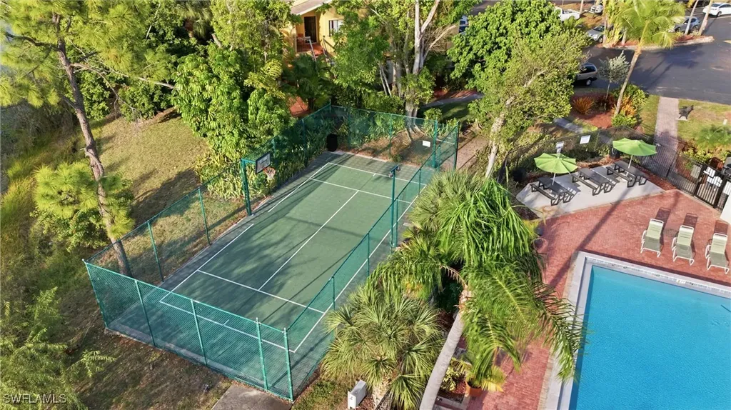 2925 Winkler Avenue Fort Myers FL 33916