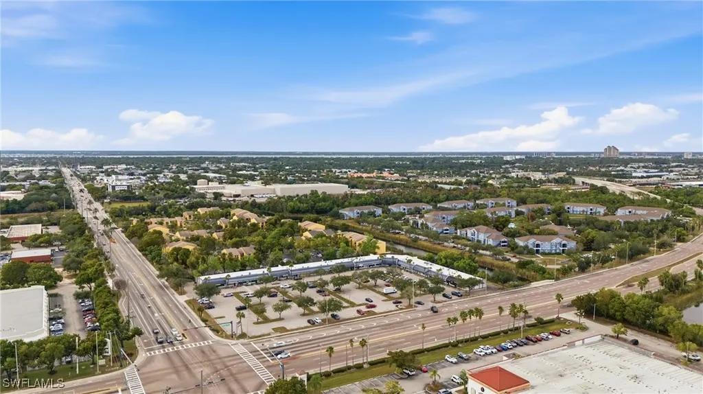2925 Winkler Avenue Fort Myers FL 33916