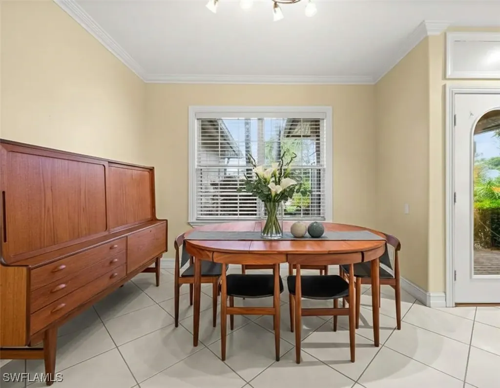 2440 River Reach Drive Naples FL 34104