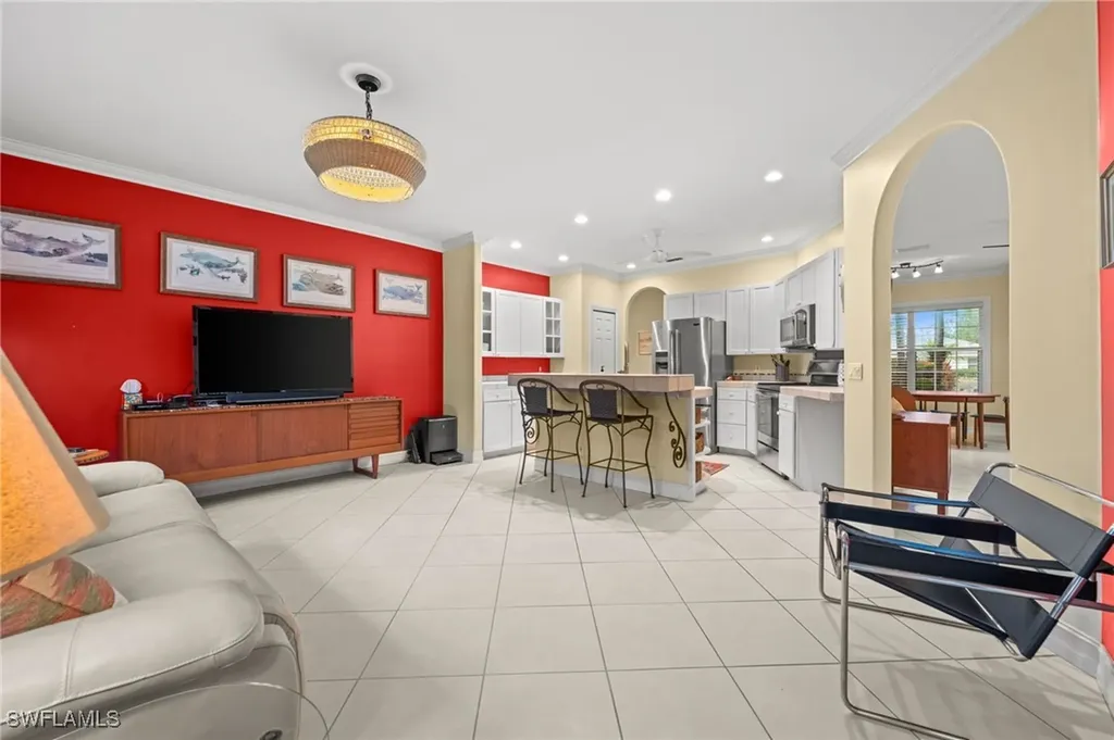 2440 River Reach Drive Naples FL 34104